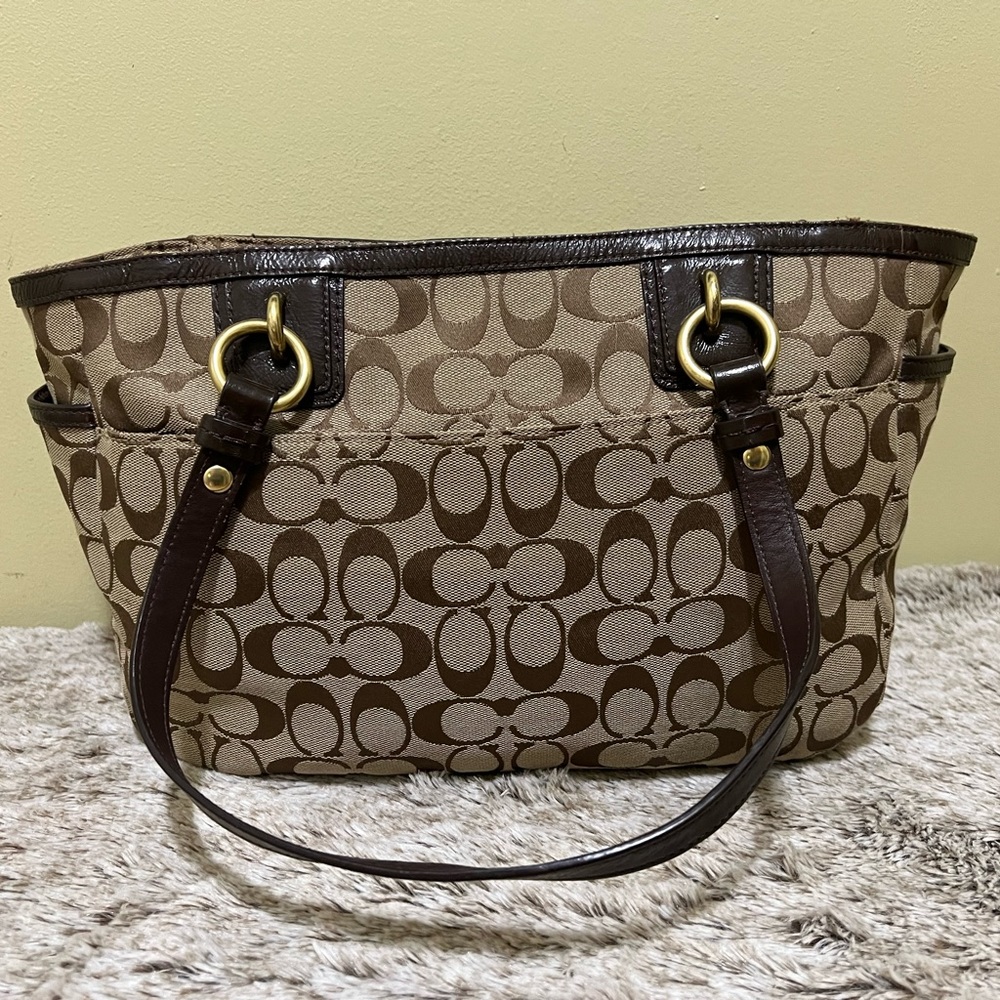 SOLD - Coach Gallery Signature Zip Khaki Mahogany Tote - Picture 5 of 10